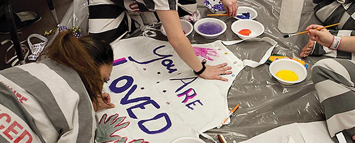Journey Home participants working on art project