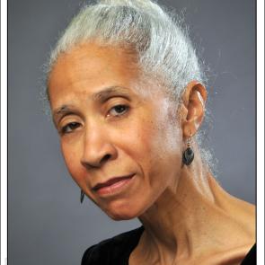Dianne McIntyre. Photo by Larry Coleman.